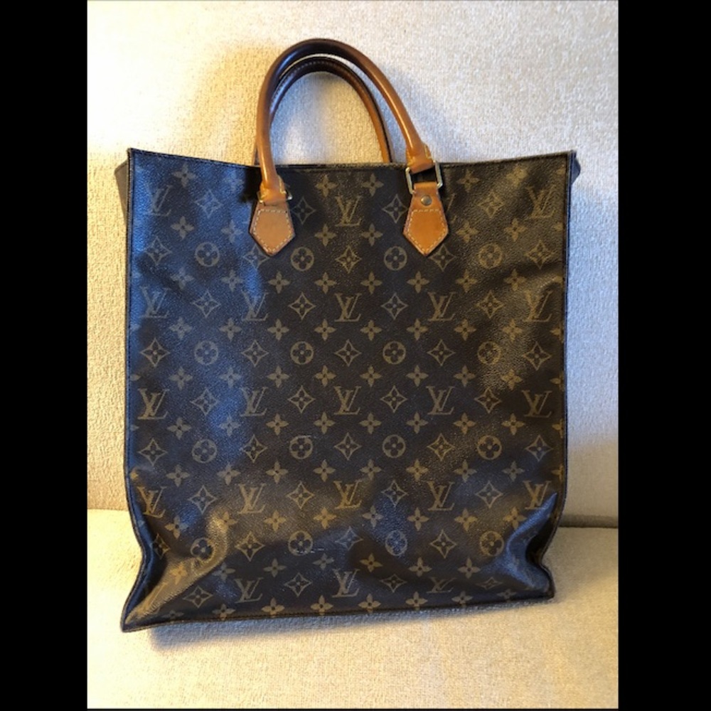 Louis Vuitton Tote
